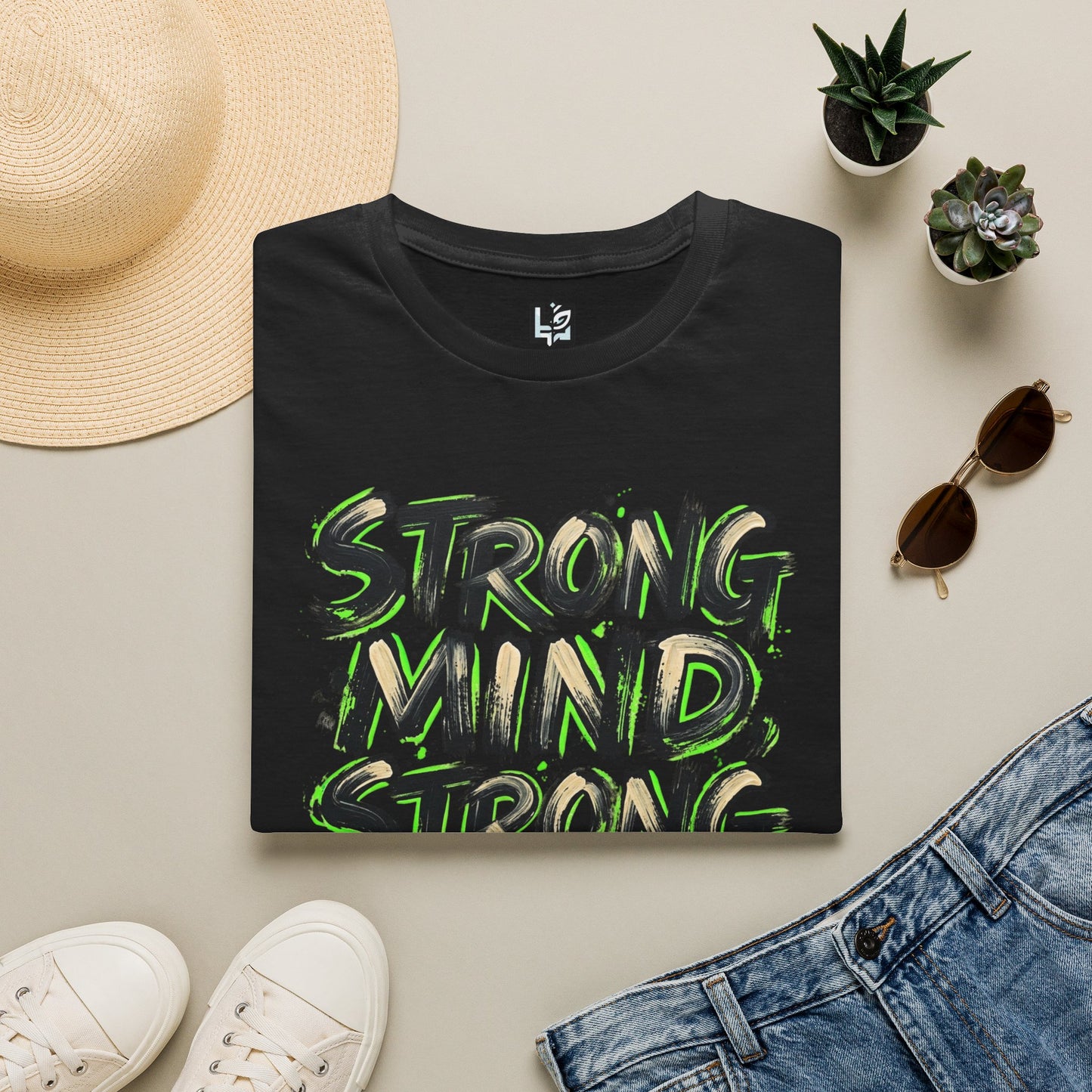 T-Shirt — "Strong Mind, Strong Life" Motivational Graphic Tee